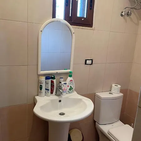 Meka Pensión Durrës